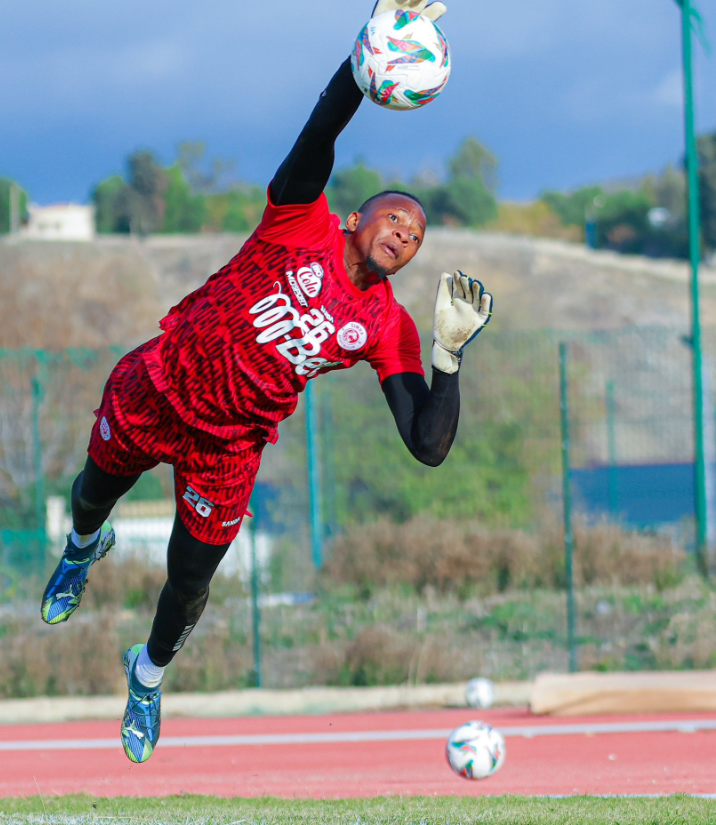 Camara Aongoza kwa Clean Sheet 17, Mukwala na Ateba Wafukuzia Kiatu cha Dhahabu Ligi Kuu 2024/2025