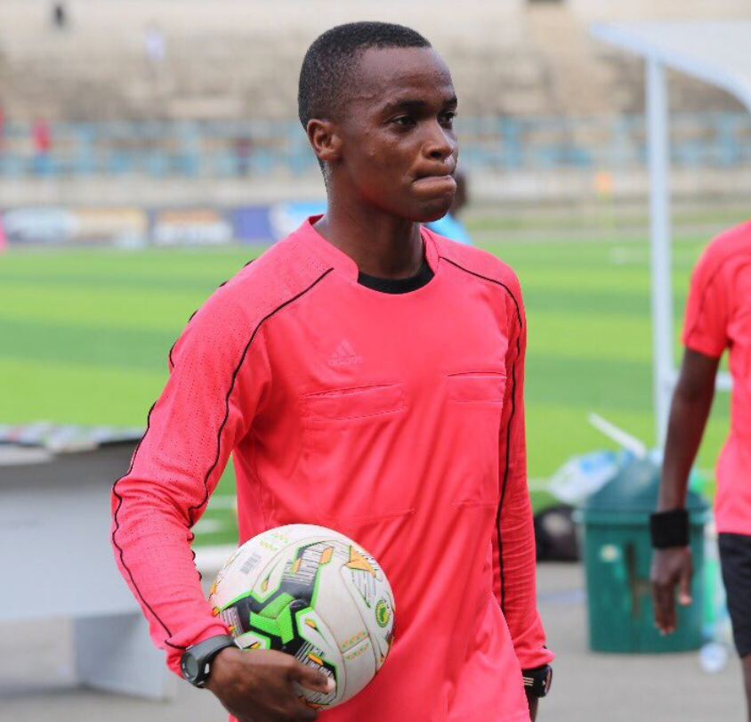 Hery Sasii Afungiwa Miezi Sita, Makosa Mchezo wa Simba vs Singida Black Stars