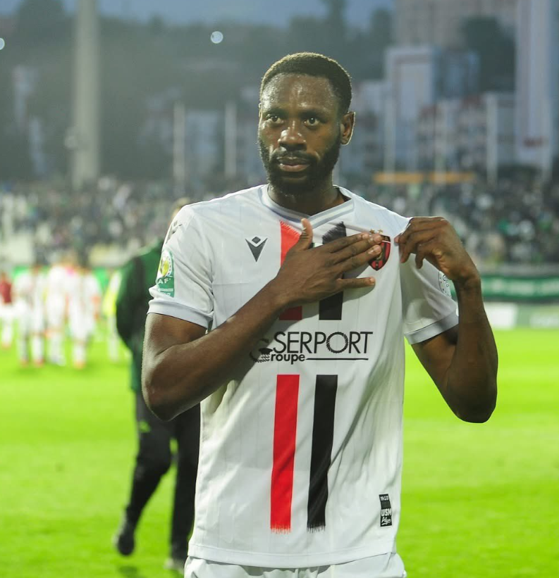 TETESI za Usajili Yanga Yamwinda Kevin Mondeko Kutoka USM Alger